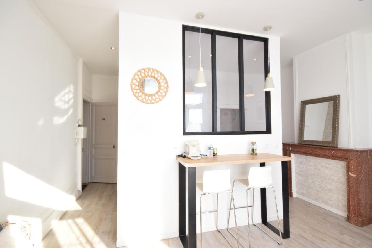 Chic Appart Design - Hyper Centre - Tramway - Free Wifi - Lerelaisdodile12 Валансьен Экстерьер фото