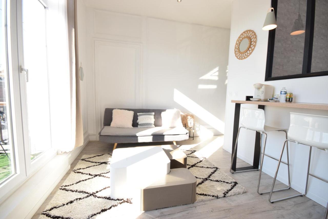 Chic Appart Design - Hyper Centre - Tramway - Free Wifi - Lerelaisdodile12 Валансьен Экстерьер фото