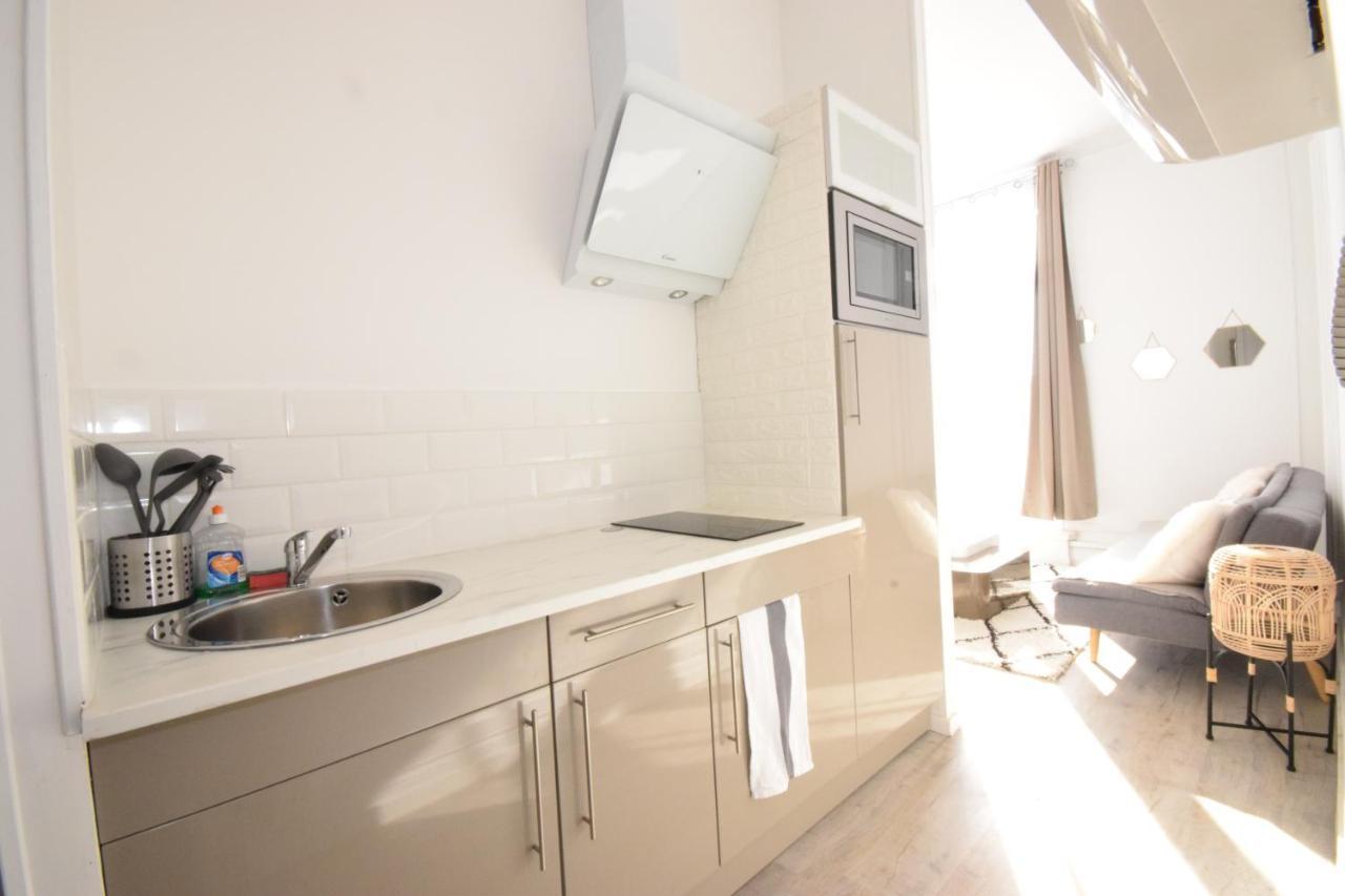 Chic Appart Design - Hyper Centre - Tramway - Free Wifi - Lerelaisdodile12 Валансьен Экстерьер фото